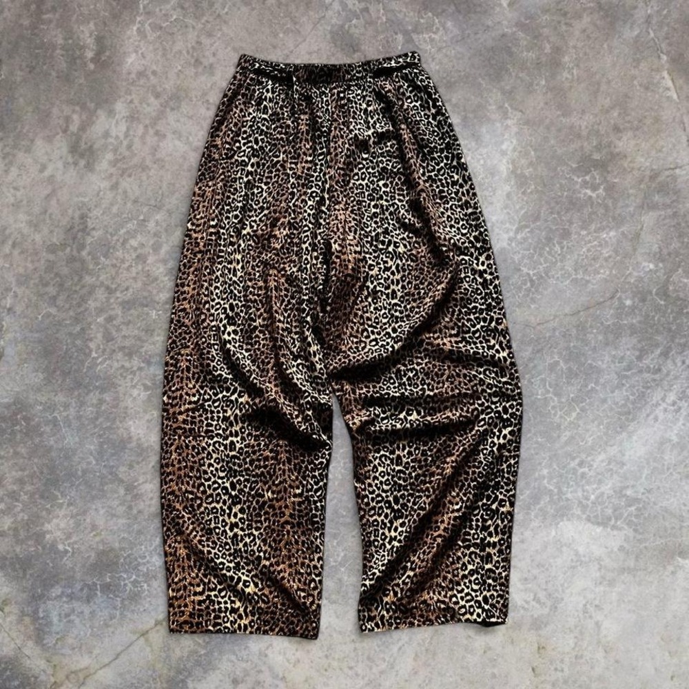 Vintage 80s Fashion bug baggy wide leg leopard print pants tie waist retro